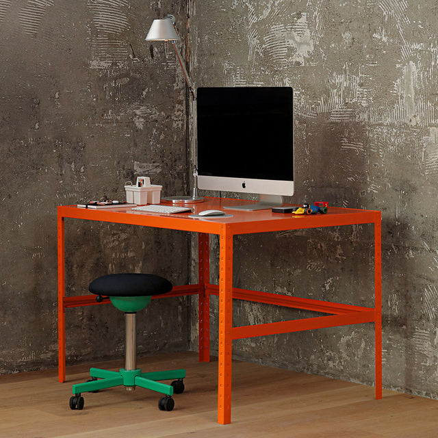 Rareraw-RRR DESK