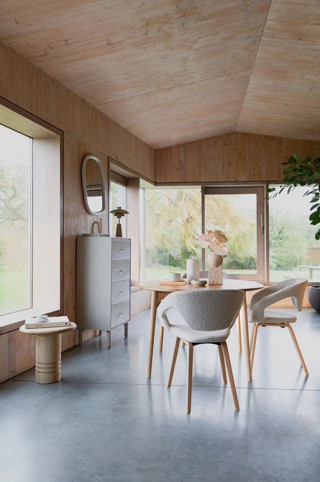 Zuiver-Twist 圓形餐桌 120x160 公分-胡桃木色