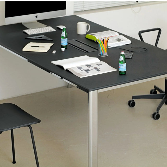 Rareraw-RRW MEETING TABLE