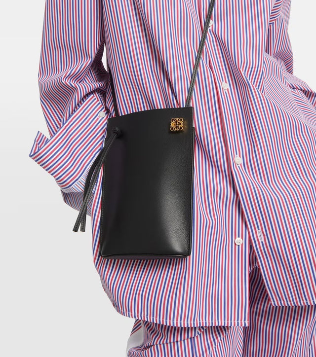 【現貨】Loewe Dice pocket 手機包