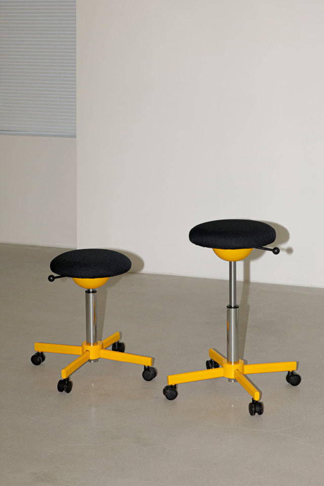 Rareraw-RRW Stool