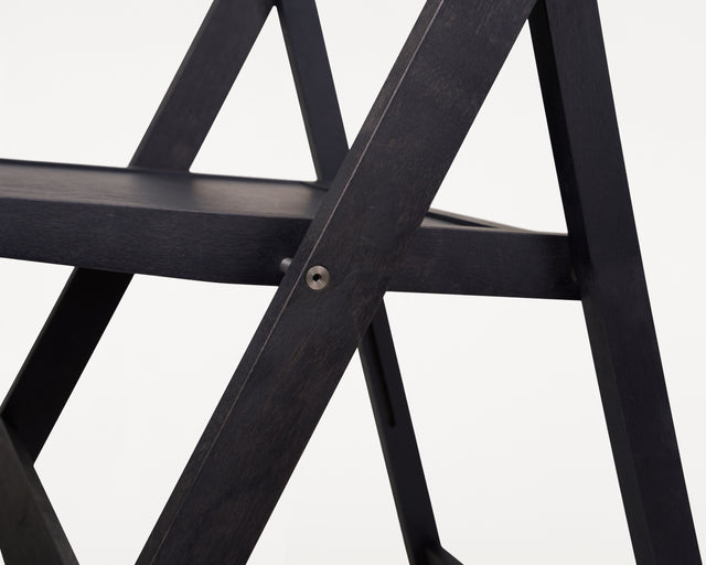 FRAMA-Folding Flat Chair 單椅 FRAMA Folding Flat Chair Ash Black Packshot 5.tif