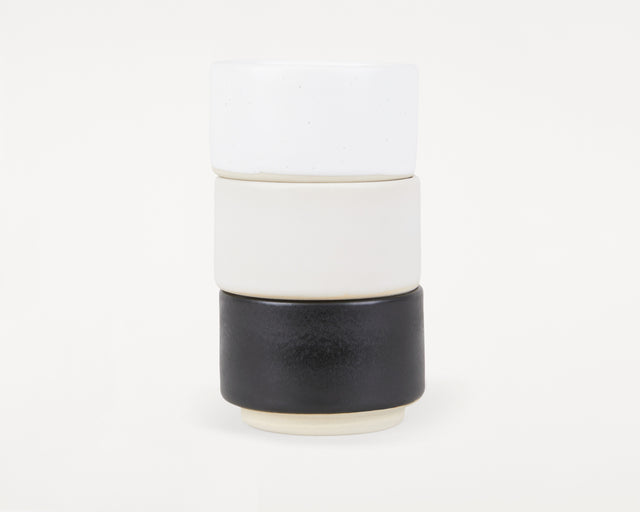 FRAMA-Otto Ceramic Mug with Handle 馬克杯 Otto Stoneware Mug Packshot 1.tif