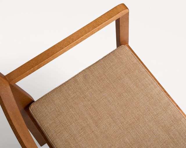 FRAMA-Armrest Chair 01 Cushion 扶手椅 FRAMA Armrest Chair 01 Cushion Packshot 2.tif