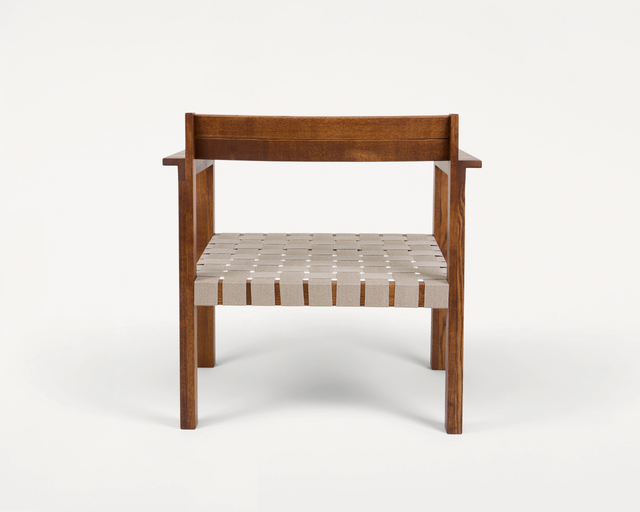 FRAMA-Symmetry Easy Chair 休閒椅 FRAMA-Symmetry-Easy-Chair-Packshot-5.tif