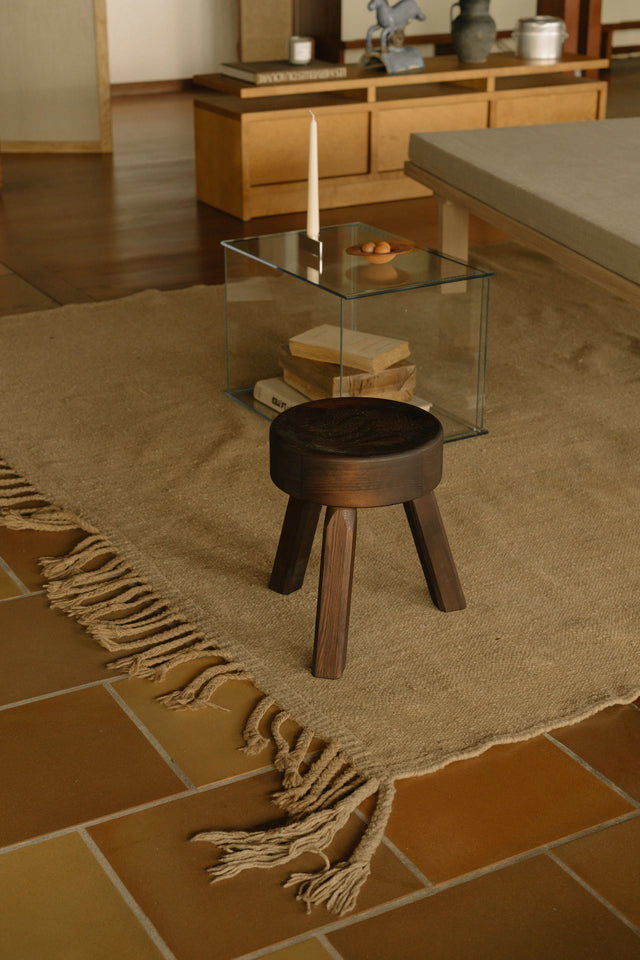 FRAMA-AML Stool 椅凳 FRAMA-Biarritz-AML-Stool-Context-Image-1.jpg