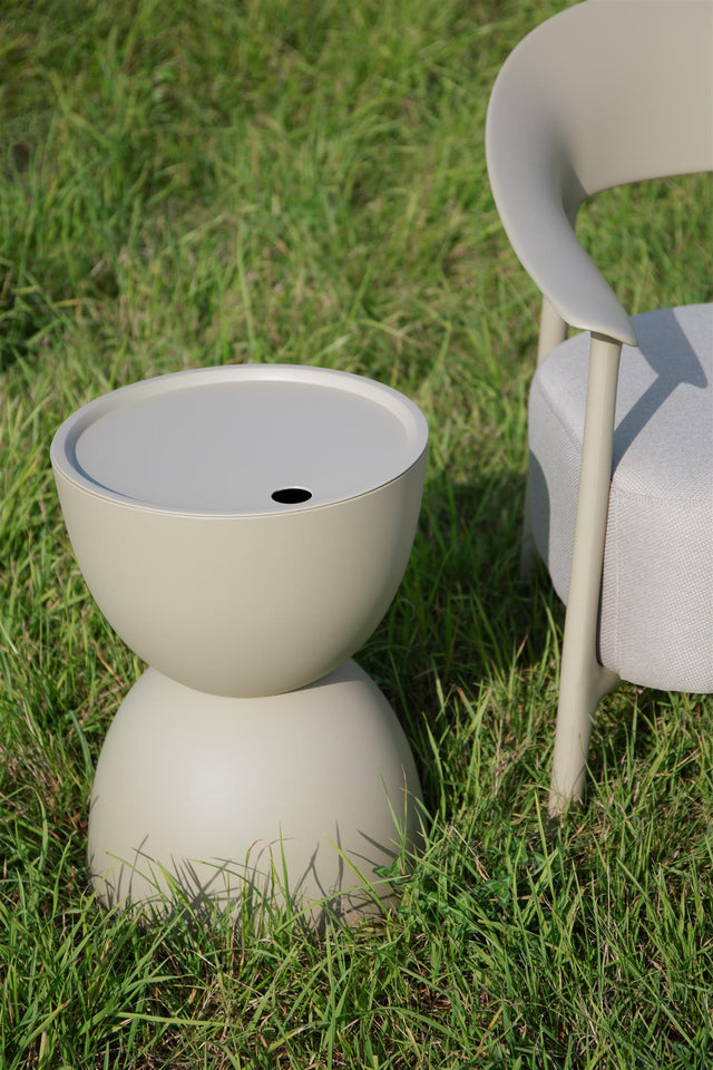 Zuiver-table Mara Outdoor 戶外桌 -米色