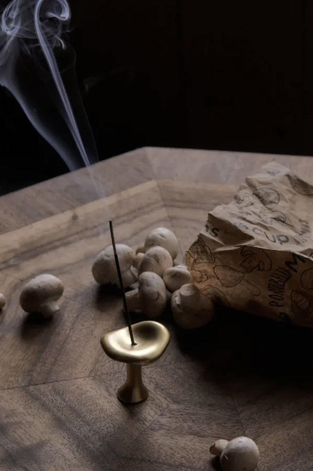 BLACK BLAZE 黃銅蘑菇(金) 線香座