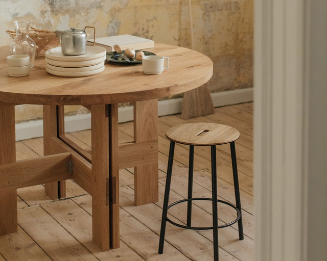 FRAMA-Farmhouse Table Trestles 桌 情境照