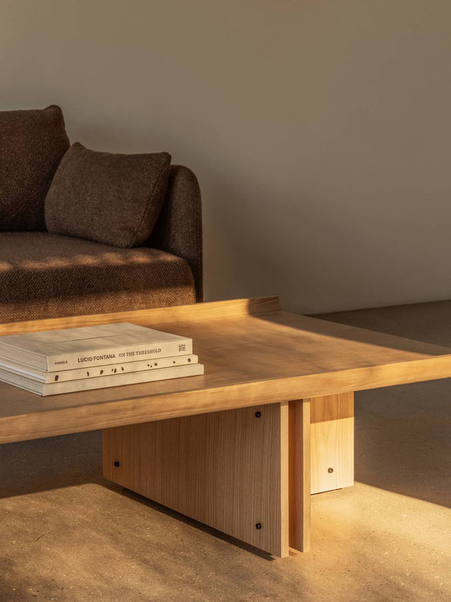 Audo Copenhagen-Conrad 咖啡桌 (150×67cm)