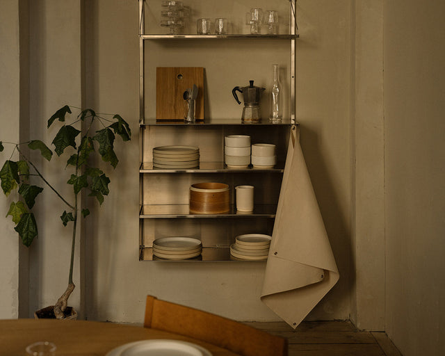 FRAMA-Shelf Library Canvas Cabinet 櫃 情境照