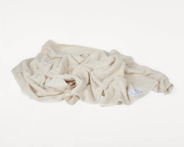 FRAMA-Heavy Towel 毛巾 FRAMA Heavy Towel Bone White Bath Sheet Packshot 2.tif