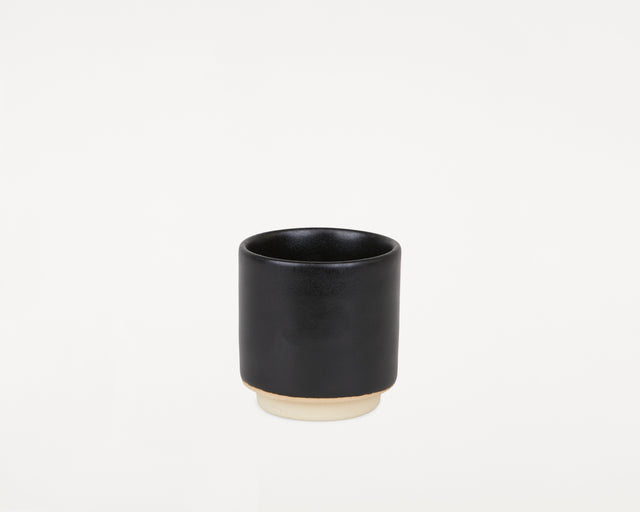 FRAMA-Otto Ceramic Cup Set of Two 杯 FRAMA Otto Stoneware Cup Black Packshot 1.tif