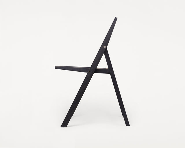 FRAMA-Folding Flat Chair 單椅 FRAMA Folding Flat Chair Ash Black Packshot 2.tif