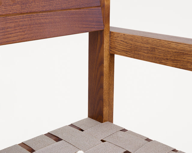 FRAMA-Symmetry Armrest Chair 扶手椅 FRAMA-Symmetry-Armrest-Chair-Packshot-6.tif