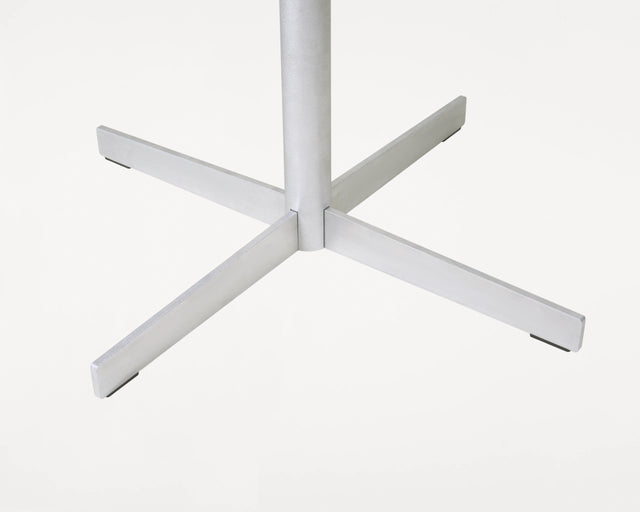 FRAMA-Tasca Table 桌 FRAMA-Tasca-Table-Large-Context-Image-37.png