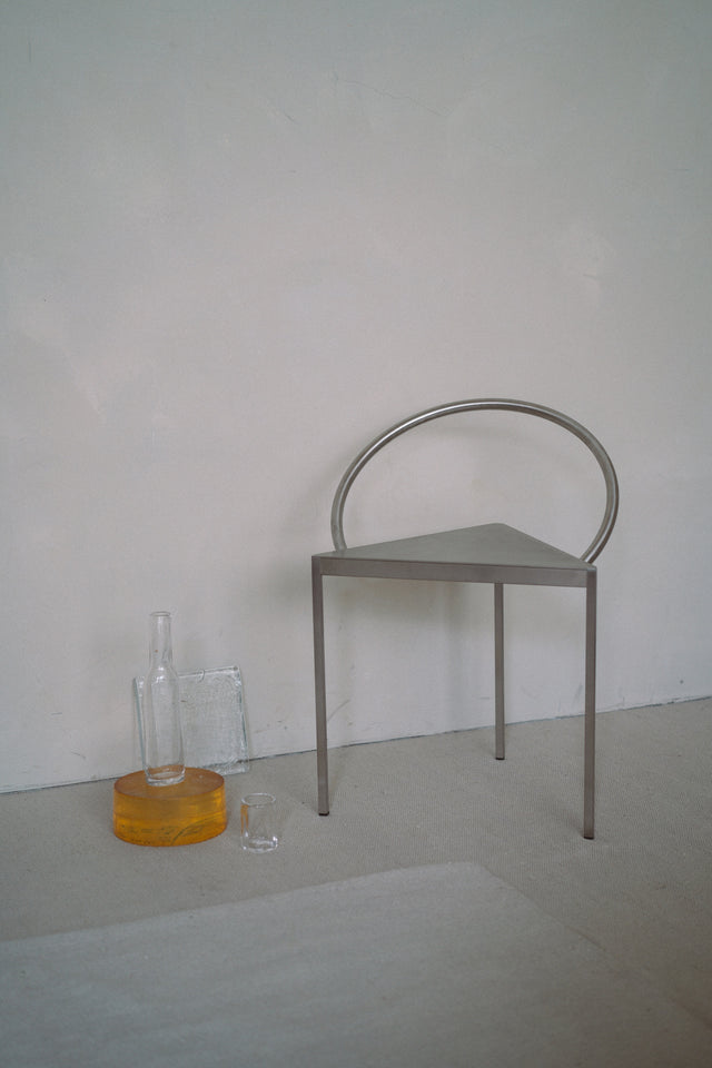 FRAMA-Triangolo Chair 單椅 FRAMA Triangolo Stainless Steel Context-50.jpg