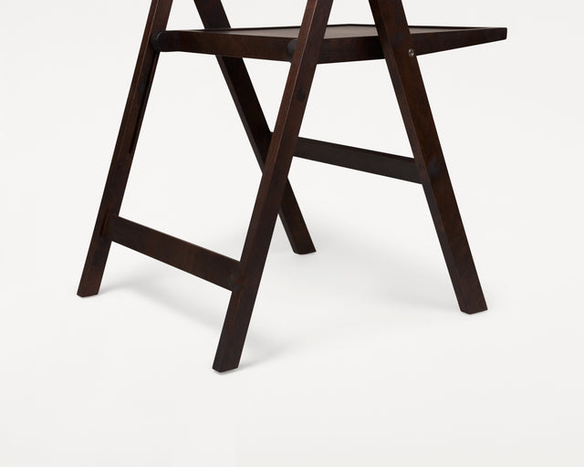 FRAMA-Folding Flat Chair 單椅 FRAMA Folding Flat Chair Dark Wood Packshot 6.tif