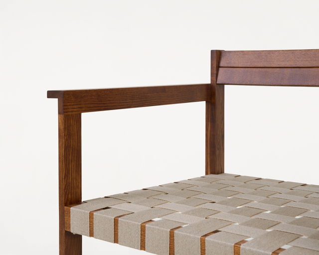 FRAMA-Symmetry Easy Chair 休閒椅 FRAMA-Symmetry-Easy-Chair-Packshot-6.tif