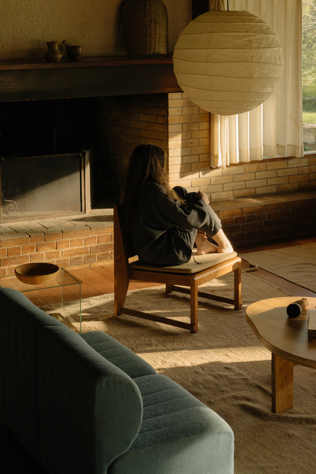 FRAMA-Easy Chair 01 Cushion 休閒椅 FRAMA-01-Series-Context-Image-8.jpg