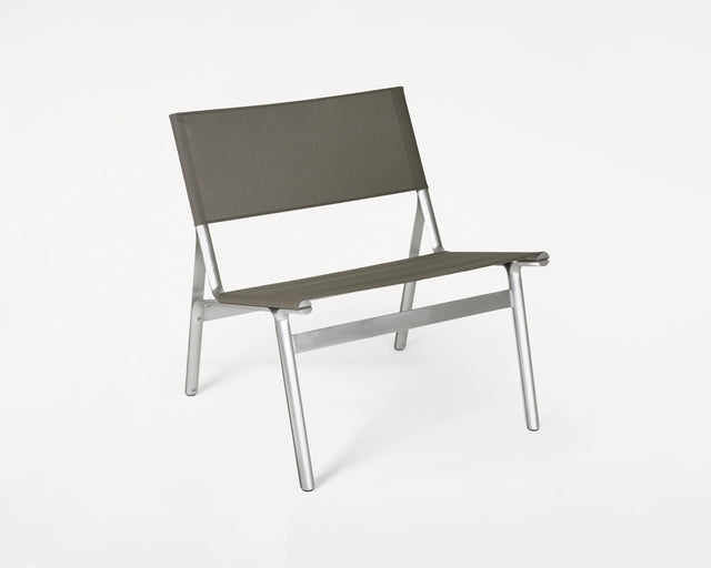 FRAMA-Union Easy Chair 休閒椅 FRAMA-Union-Series-Packshot-0101.png