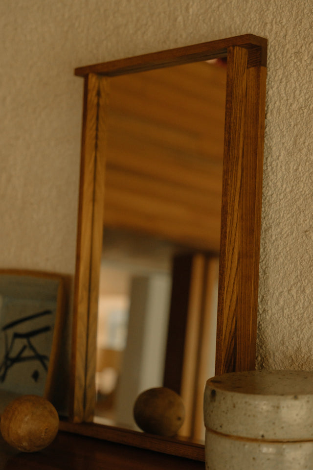 FRAMA-Symmetry Mirror 掛鏡 FRAMA-Symmetry-Series-Context-Image-2.jpg