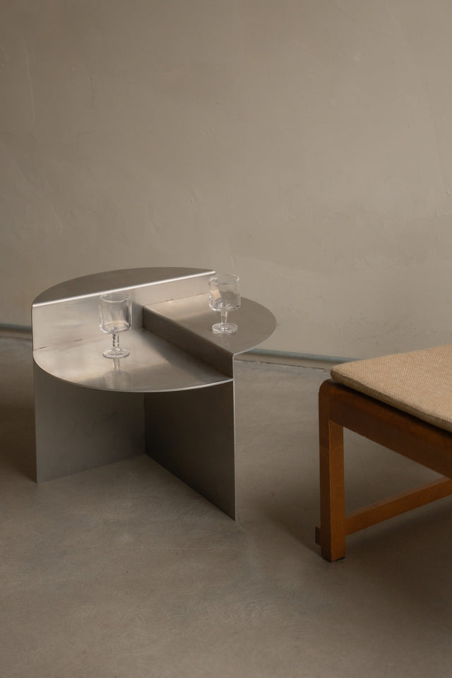 FRAMA-Rivet Side Table 邊桌 FRAMA-Rivet-Series-Shoot-Context-Images-24.jpg