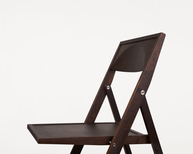 FRAMA-Folding Flat Chair 單椅 FRAMA Folding Flat Chair Dark Wood Packshot 4.tif