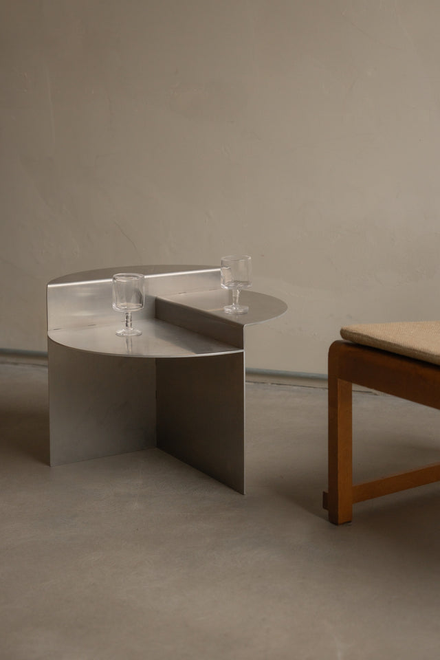 FRAMA-Rivet Side Table 邊桌 FRAMA-Rivet-Series-Shoot-Context-Images-25.jpg