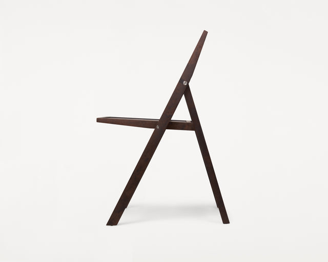 FRAMA-Folding Flat Chair 單椅 FRAMA Folding Flat Chair Dark Wood Packshot 2.tif