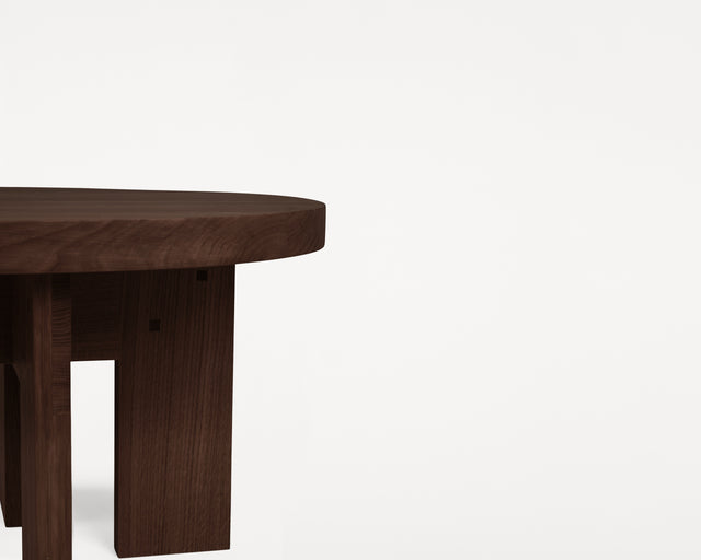 FRAMA-Farmhouse Side Table 邊桌 FRAMA FARMHOUSE DARK SIDE TABLE POND PACKSHOT 7.tif