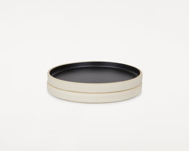 FRAMA-Otto Ceramic Plate Set of Two 餐盤 FRAMA Otto Stoneware Plate S Black Packshot 2.tif