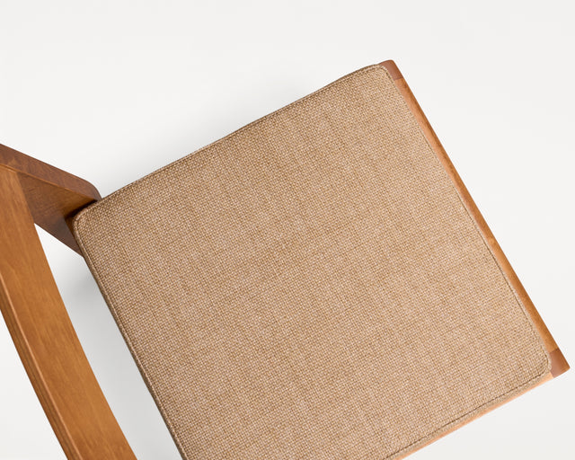 FRAMA-Chair 01 Cushion 單椅 FRAMA Chair 01 Cushion Packshot 2.tif
