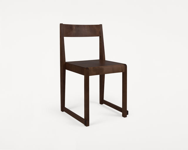 FRAMA-Chair 01 單椅 Frama Chair 01 Dark Wood Packshot 1.tif