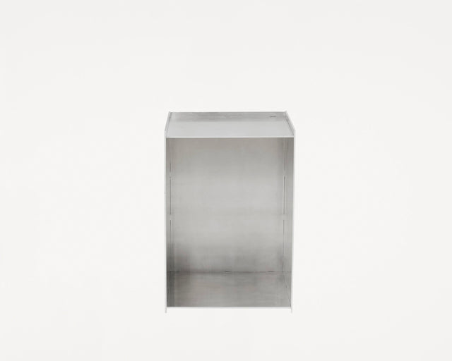 FRAMA-Rivet Box Table 桌 FRAMA-Rivet-Box-Table-Packshot-01.tif