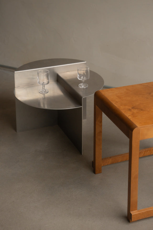 FRAMA-Rivet Side Table 邊桌 FRAMA-Rivet-Series-Shoot-Context-Images-31.jpg