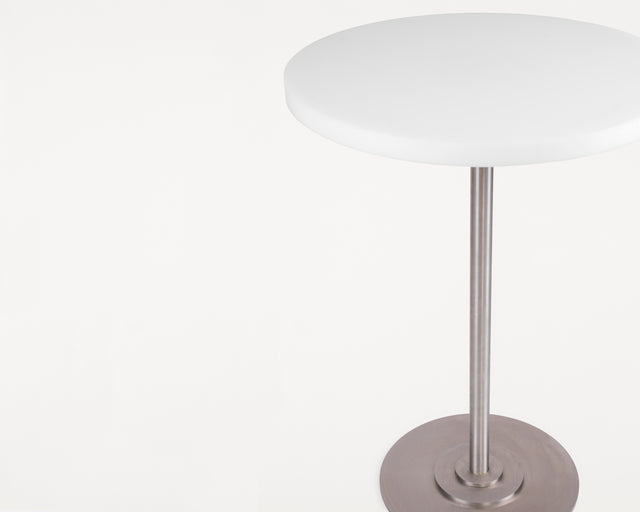 FRAMA-Farmhouse Table Trestles 桌 FRAMA Table 57 Packshot 6.tif