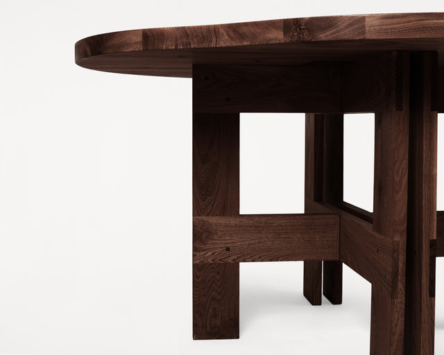 FRAMA-Farmhouse Trestle Table 桌腳組 FRAMA FARMHOUSE DARK TRESTLE TABLE POND PACKSHOT 6.tif