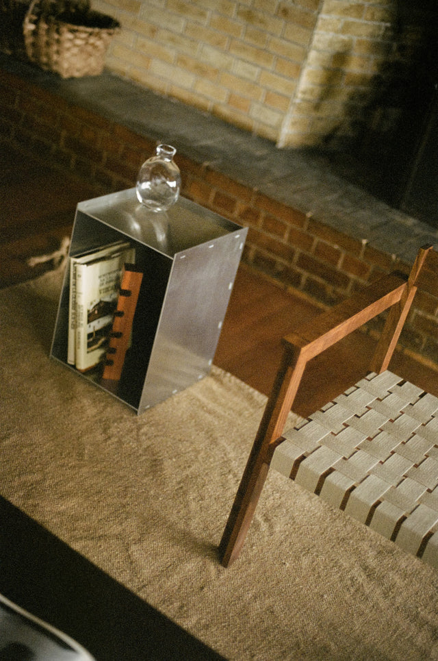 FRAMA-Rivet Box Table 桌 FRAMA-Rivet-Series-Analogue-Image-2.jpg