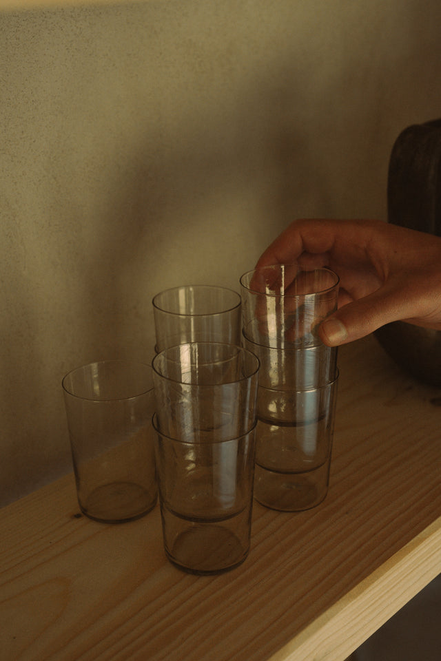 FRAMA-0405 Glass Set of Four 玻璃杯 FRAMA Isle Glass Context Image 1.jpg