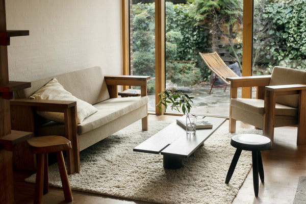FRAMA-Symmetry Lounge Chair 休閒椅 FRAMA Symmetry Series Context Image 2.jpg